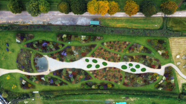 Five Seasons: The Gardens Of Piet Oudolf